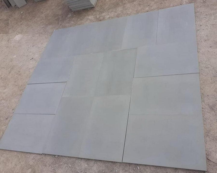 Kandla grey smooth sandstone paving